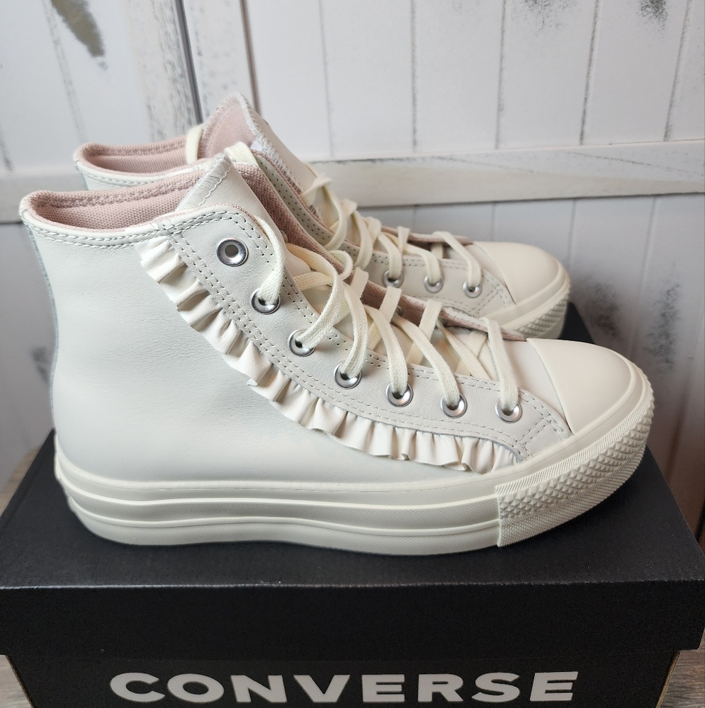 Converse Chuck Taylor All Star Lift Platform Leather Sneakers - Picture 5 of 12